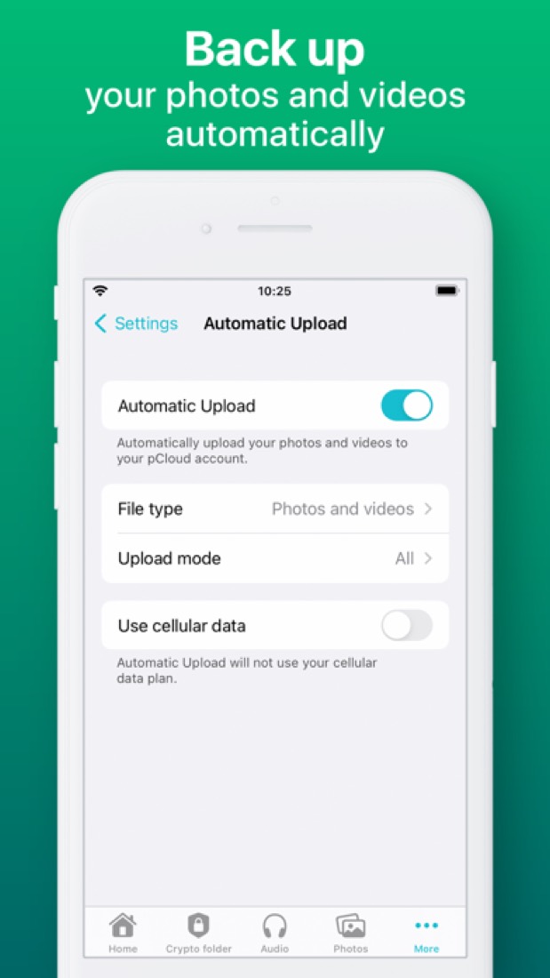 pCloud on an iPhone: the switch that uploads photos and videos automatically.